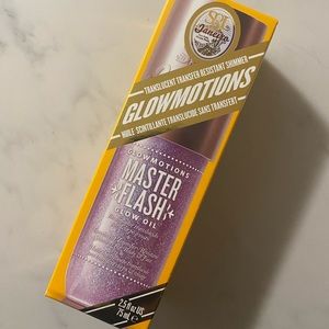 New - Sol de janiero glow oil